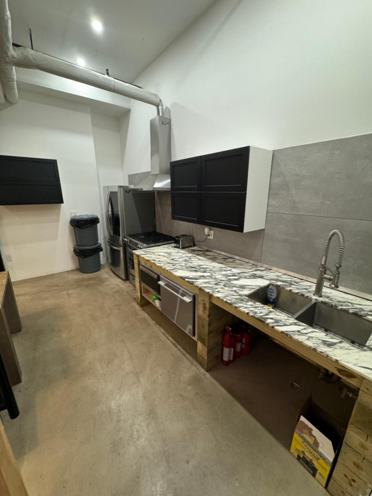 Apartment Extraordinary 3 Bedrooms Gigantic Loft