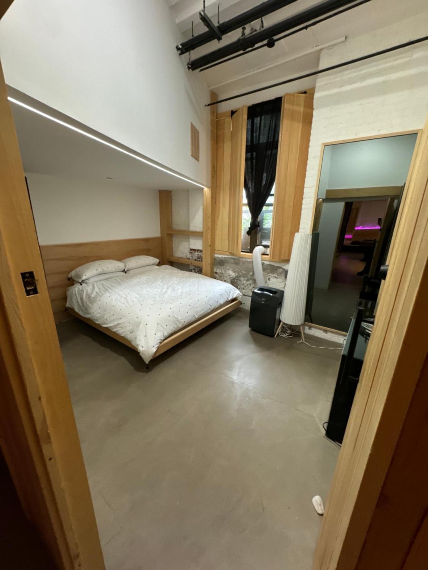 Apartment Extraordinary 3 Bedrooms Gigantic Loft *